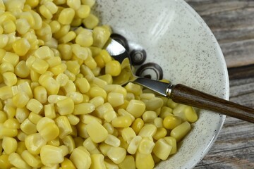 Image of canned sweetcorn in water.