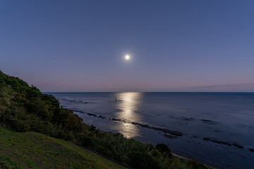 堀切峠で見た満月