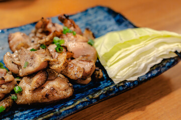 Grilled chicken with cabbage
