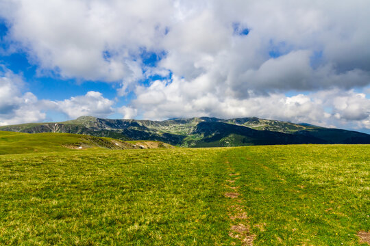 View of the Parang Mountains from the Urdele Pass. Southern Carpathians, Romania