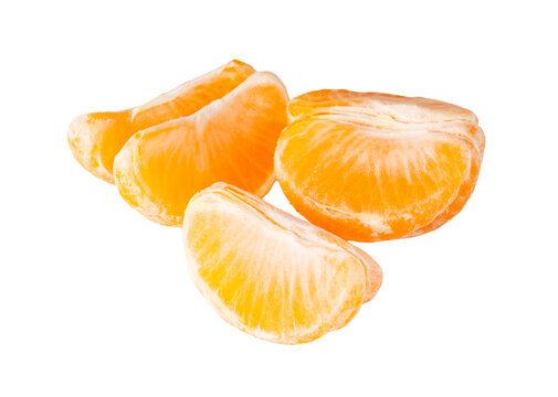 Fresh peeled mandarin orange segments on transparent background