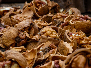 Rich Texture of Whole Walnut Kernels and Cracked Shells