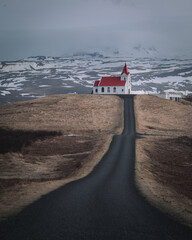 Ingjaldsh&oacute;ll Church