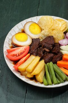 Selat Solo or is a typical dish of Solo, Central Java which is influenced by the dish
