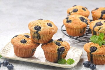 Muffin Blueberry. These fluffy blueberry muffins are tender, moist and loaded with fresh blueberries!