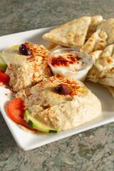 A view of a hummus plate.