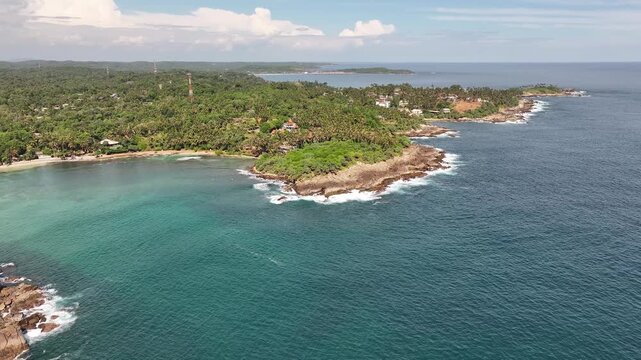 Incredibly beautiful Sri Lanka with temples and beaches