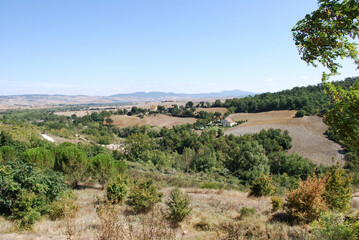 Obraz premium Panorama della Val d'Orcia da Bagno Vignoni in provincia di Siena, Toscana, Italia.