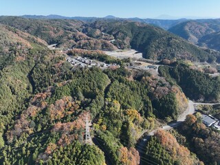 岐阜県八百津の紅葉 杉原千畝記念館付近のドローン撮影風景