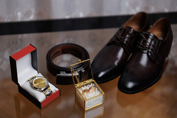 wooden_cross_0_crucifix_0_bible_0