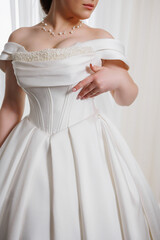 wooden_box_0_angel_figurine_0