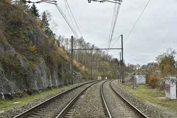 Ligne de chemin de fer traversant le bois de Villers-la-Ville (Nivelles)