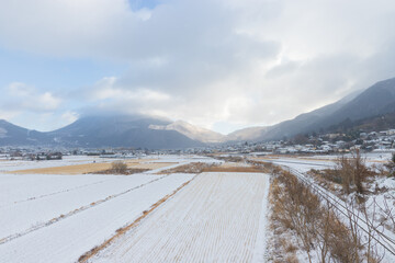 湯布院の雪景色（大分県由布市湯布院）