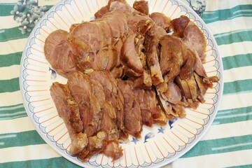 Plated sliced ​​salted pork