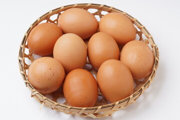 新鮮な生たまご
