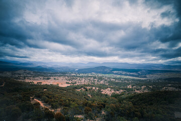 Obraz premium The Mount Stromlo Observatory, nestled in the Australian Capital Territory, stands as a beacon of astronomical discovery.