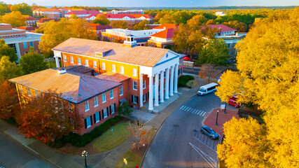 Naklejka premium The Lyceum is an academic building at the University of Mississippi.