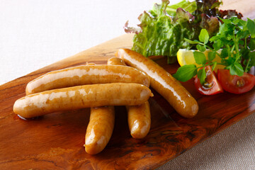 油で炒めた無えんせきウインナー