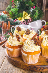 Christmas Eggnog Cupcakes
