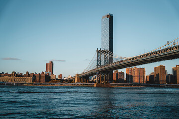 brooklyn bridge and manhattan skyline