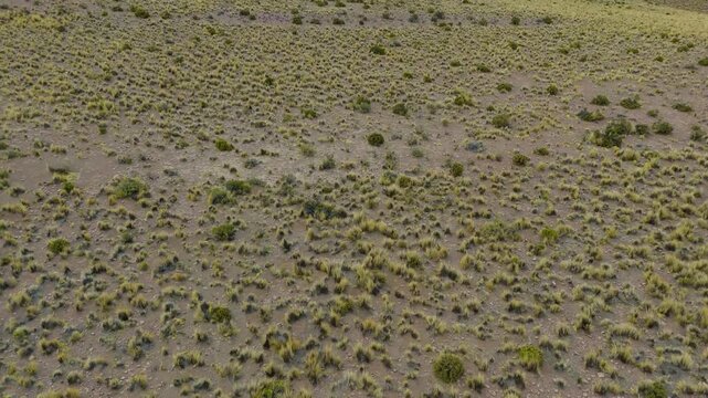 Vista a&eacute;rea con drone del Hornocal (Cerro de los 14 colores), provincia de Jujuy, Argentina