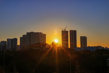 東京散歩　夜明け前の汐留湾岸地区