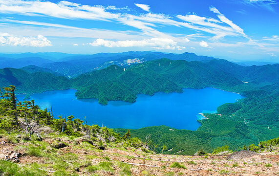 栃木県日光市　男体山の山頂から見る中禅寺湖と足尾方面の景色