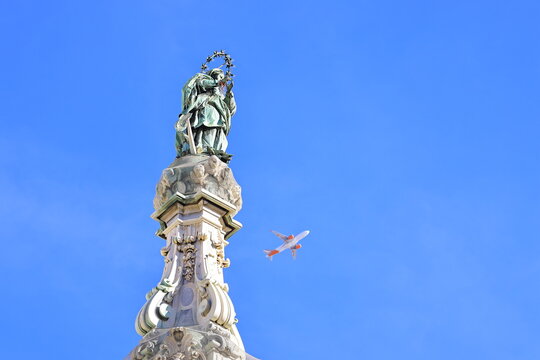 piazza del ges&ugrave;, napoli, naples, immacolata, italy