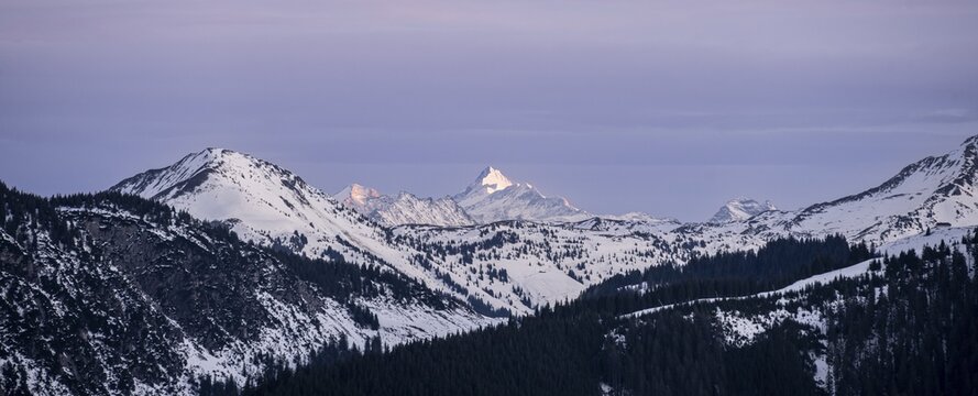 Summit of Grossglockner at sunset in winter, Hochbrixen, Brixen im Thale, Tyrol, Austria