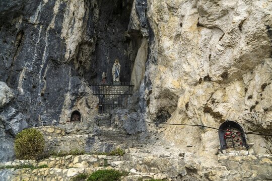 Mariengrotte devotional site, near the Falkenstein castle ruins, near Pfronten, Ostallg&auml;u, Allg&auml;u, Bavaria, Germany