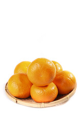 Fresh Guangxi Mandarin Oranges in Bamboo Basket - Premium Chinese Citrus Fruit