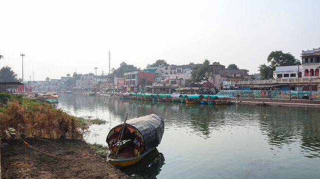 India, Madhya Pradesh, Satna, View of Mandakini River And Ram Ghat View of Chitrakoot.