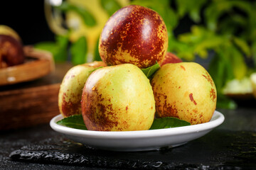 Fresh Zhanhua Dates from Shandong, China - Winter Harvest