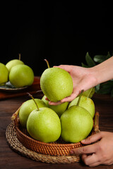 Fresh Green Pucheng Pears in Woven Basket - Crisp Early Harvest