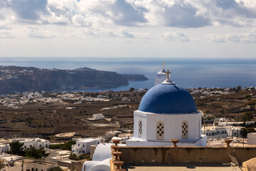 12 - Vista sul Mare dal villaggio di Pyrgos Callistis a Santorini, Grecia