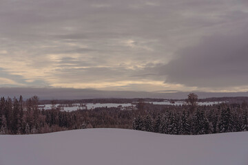 Images from the Boverbrurunden skiing round trip through the cultural landscape of Toten, Norway, in winter.