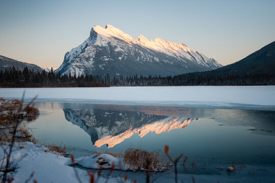 Mt rundle sunset reflection in banff vermilion lakes
