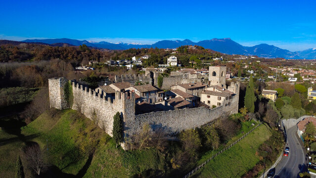 CASTELLO DI PADENGHE SUL GARDA