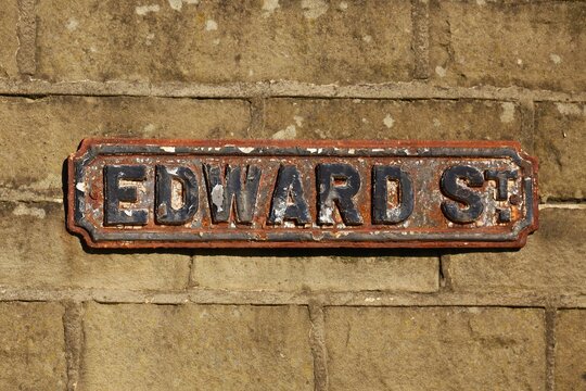 tablica z nazwą ulicy