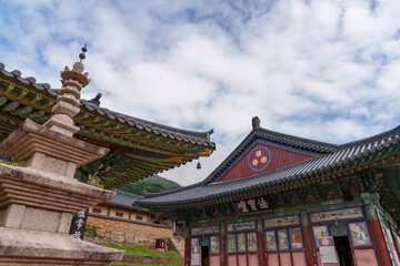 Fototapeta premium The scenery of Haeinsa Temple, a UNESCO Cultural Heritage site located in Hapcheon, Korea.