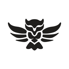 Obraz premium silhouette of flying owl with large wings