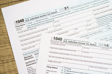 Obraz premium Tax form 1040 U.S. Individual Income Tax Return, business finance concept.