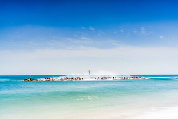 울진군 구산해수욕장 방파제 장노출