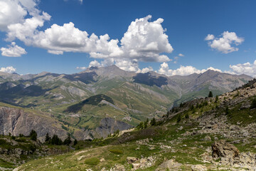 Obraz premium Scenic mountain view in the Écrins Massif, Hautes-Alpes ,France