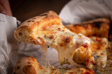 alimento, refeição, vinho, restaurante, queijo, prato, branco, massa, mesa, delicioso, culinária, verde, saudável, tomate , pizza , pizzas varios sabores , 4 queijo, cebola, azeitonas pretas, azeite ,