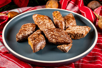 Honey gingerbread cookies.