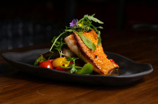 Salm&oacute;n con vegetales