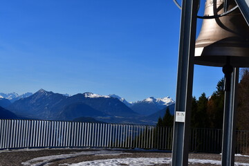 Die Friedensglocke bei M&ouml;sern in Tirol