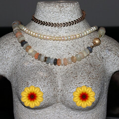 B&uuml;ste mit Schmuckst&uuml;cken mit KI erstellt+bearbeitet