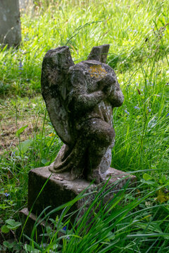 headless, statue, sculpture, stone, gargoyle, graveyard
